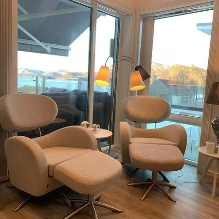 Leilighet Med Havutsikt - Apartment